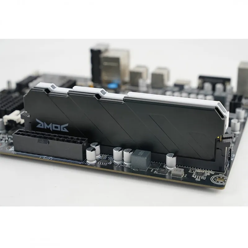 dmog-headsink-ddr4-16gb-3600-cl16-white-memoria-ram-compatible-amd-intel (2).webp